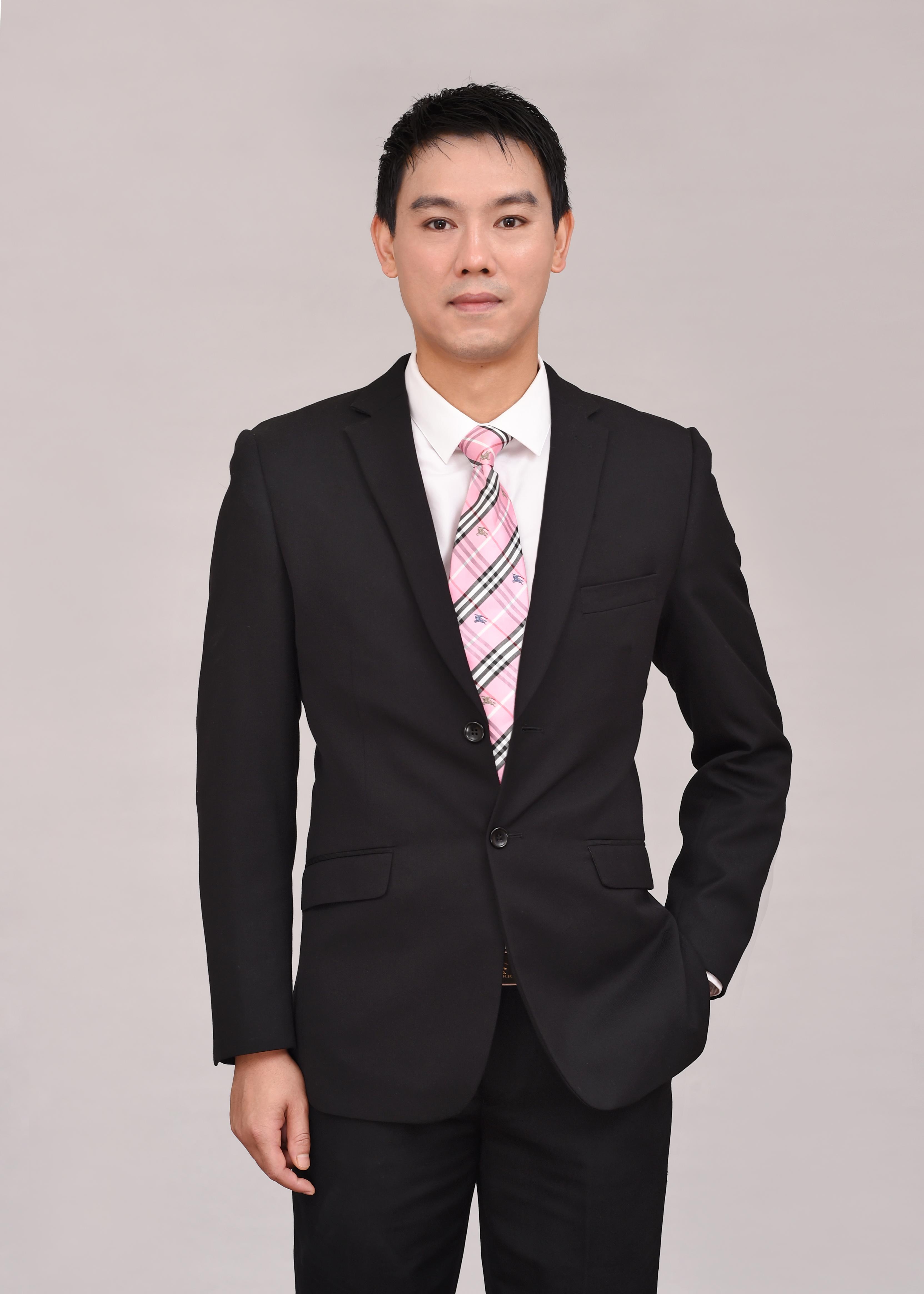 葛方丽 跟组制片负责人